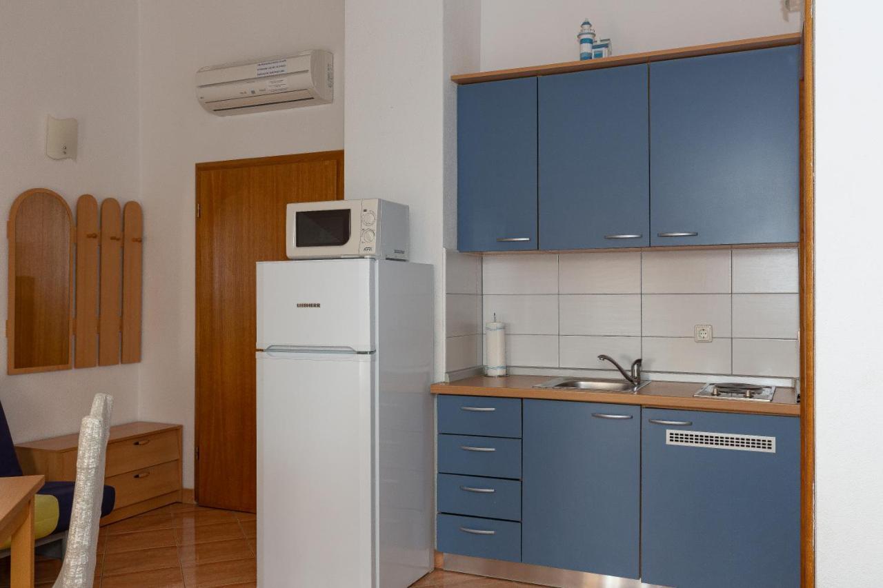 Apartments Dalmata Biograd Na Moru Esterno foto